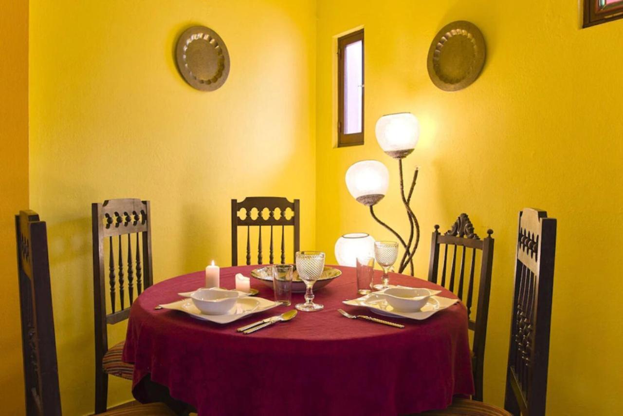 Dom wakacyjny Casa Amendoeira - Fabulous Restored Townhouse In Old Town With Panoramic Roof Terrace *